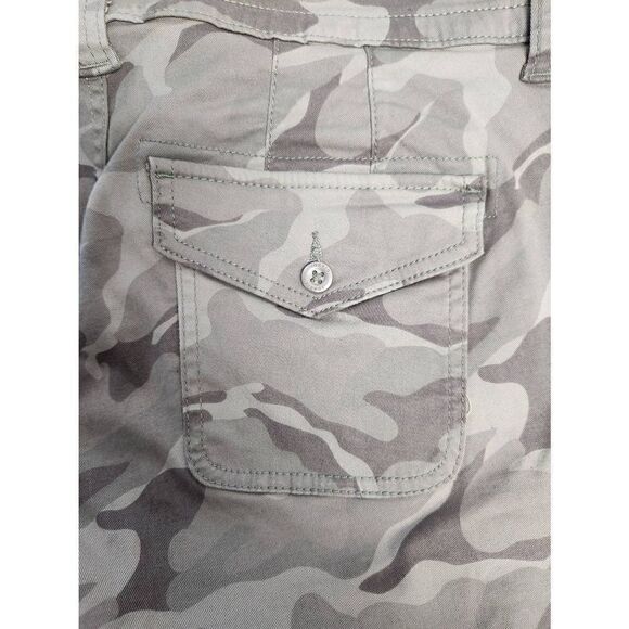 NWOT Torrid Crop Twill Military Pant, Camo size 22 - Picture 10 of 14